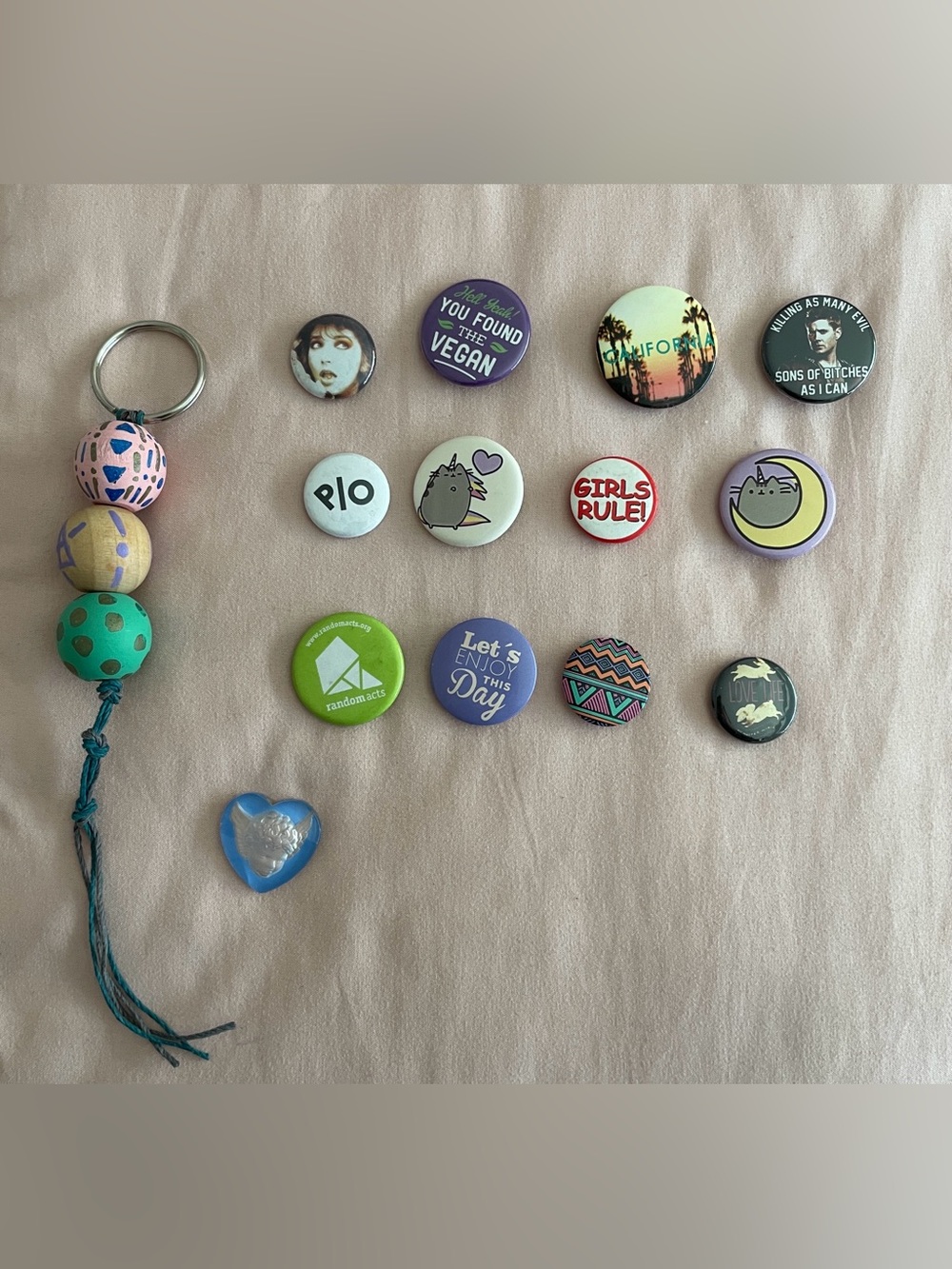 Dean SPN Girls Rule Moon Cat Pin Button - Accessories Trinkets Keychain Boho Mix